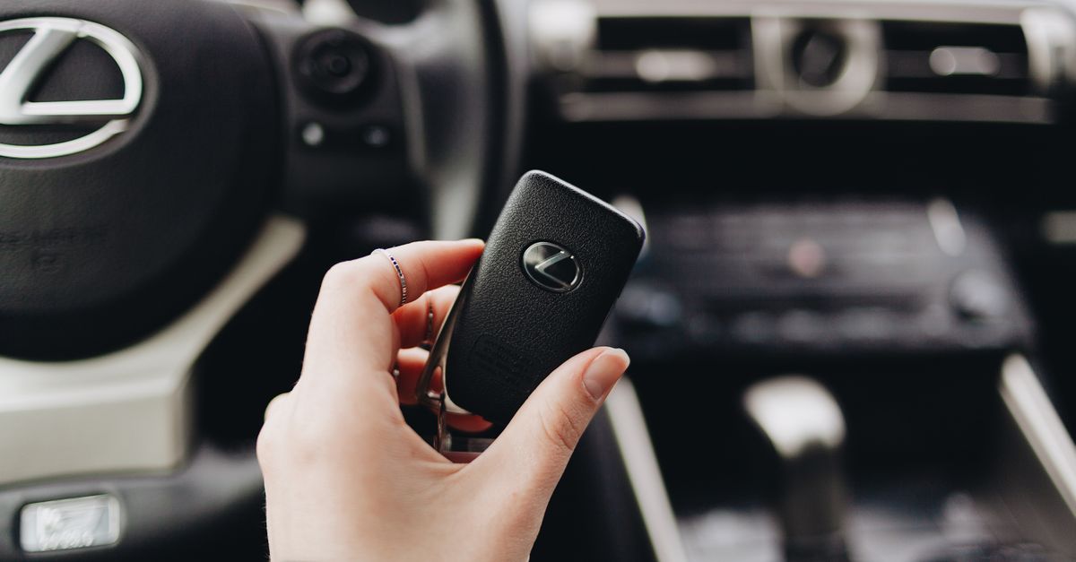 Acura car key fob — Studio City Locksmith