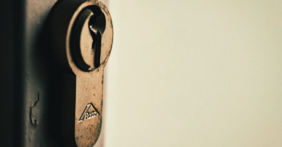 A Commercial Locksmith Checklist for Studio City Businesses — Studio City Locksmith