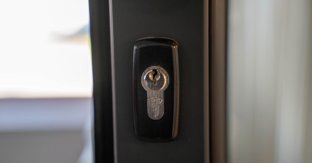 locksmith tools keys — Studio City Locksmith