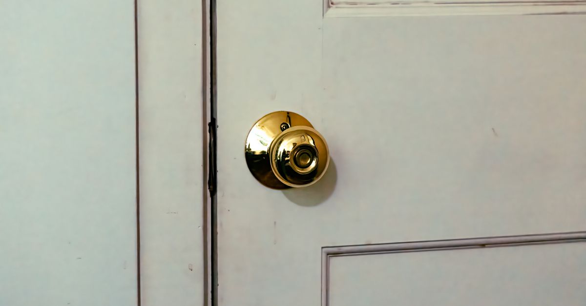 door security hardware — Studio City Locksmith