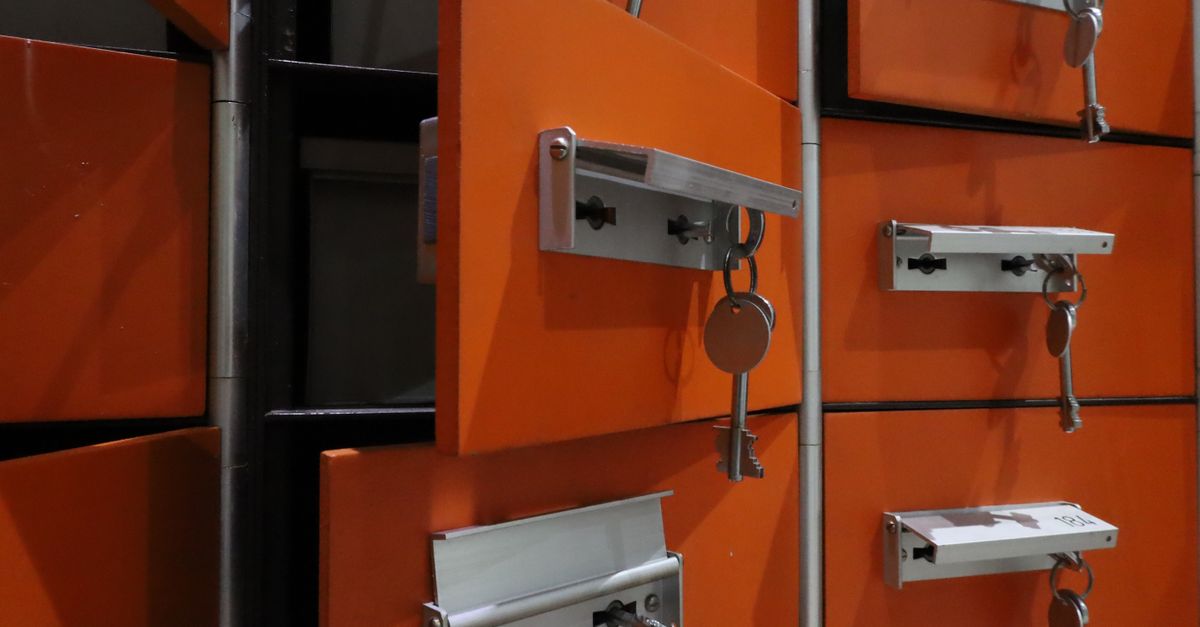 key maker professional — Studio City Locksmith